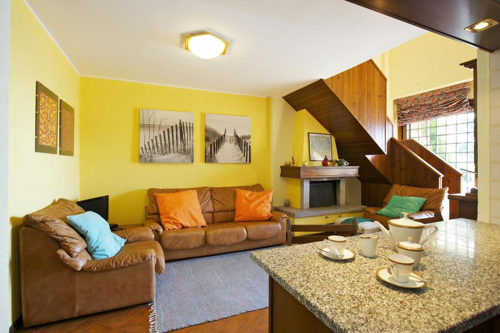 Residenz La Vela Apartment Бавено Стая снимка